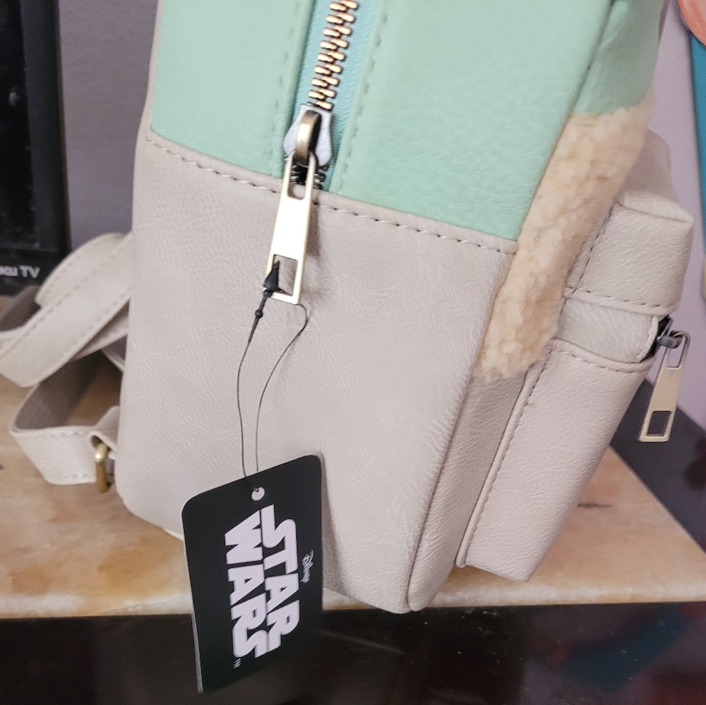 Disney. Baby yoda Backpack - Picture 3 of 4